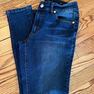 EUC Tahari Jamie Roll Cuff Skinny